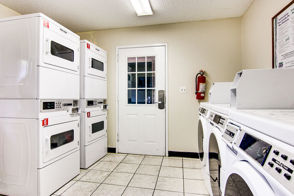 Intown Suites Extended Stay Jacksonville Fl - Baymeadows Dış mekan fotoğraf